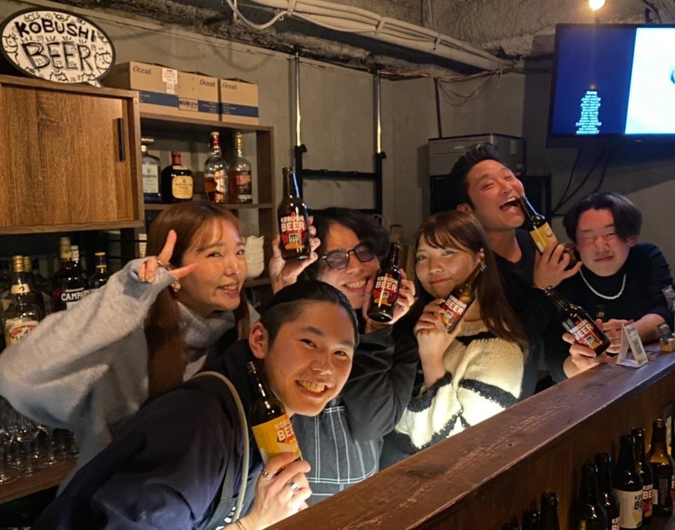 KOBUSHI BEERで楽しむ人々