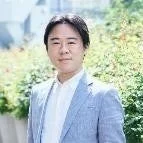 内田 拓 氏